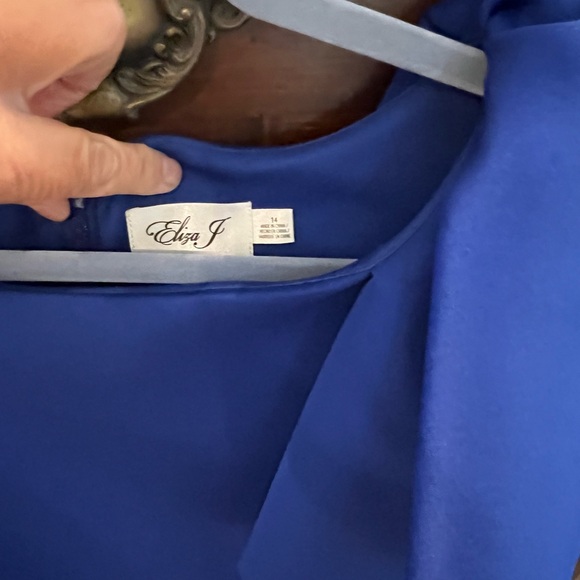 Eliza J.  Cocktail dress.  Royal blue - Picture 2 of 3